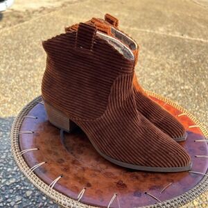 Band of Gypsies Corduroy Western ankle boots booties boho Sz 10